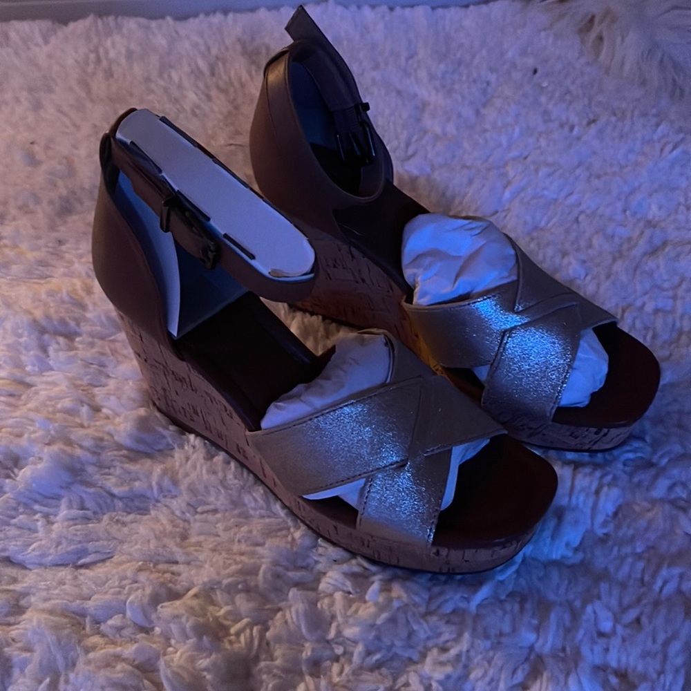 Crown Vintage High heels